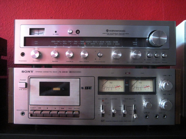 Kenwood KR 2600 Und Sony TC-206 SD