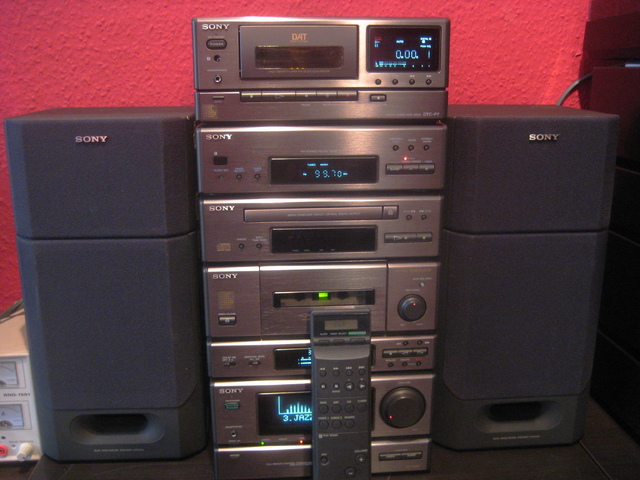 Sony MHC 5600 + DTC-P7