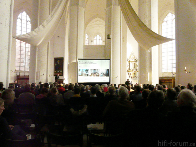 400 * 300 Hellraumleinwand Im Dom Zu Lübeck