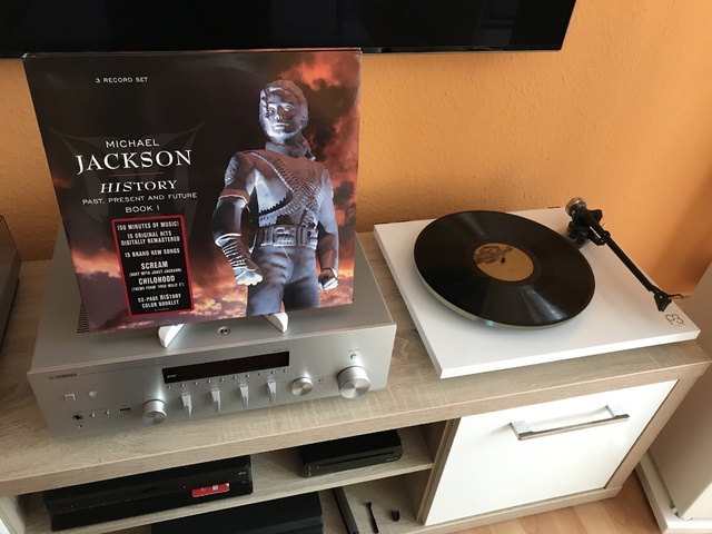 Michael Jackson - History