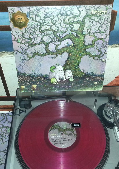 J Mascis - Tired To A Star