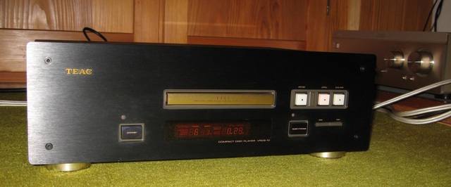 4168 Teac VRDS-10