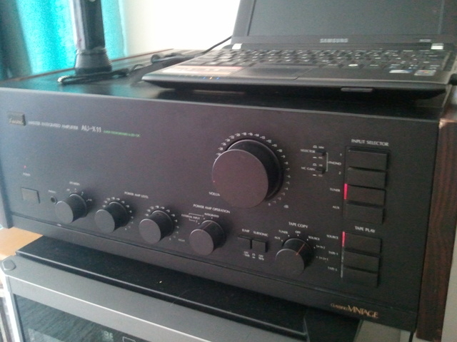 Sansui AU-X11 und AU-X1