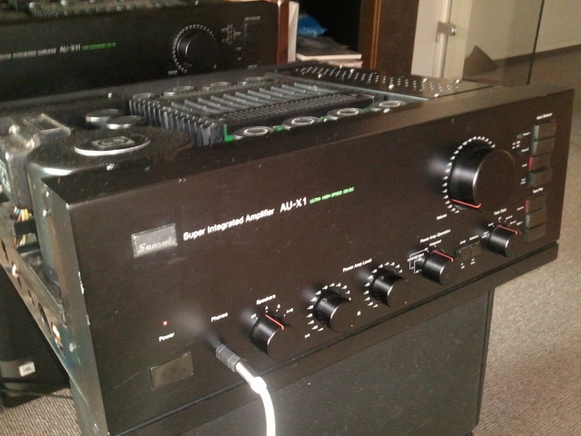 Sansui AU-X11 und AU-X1