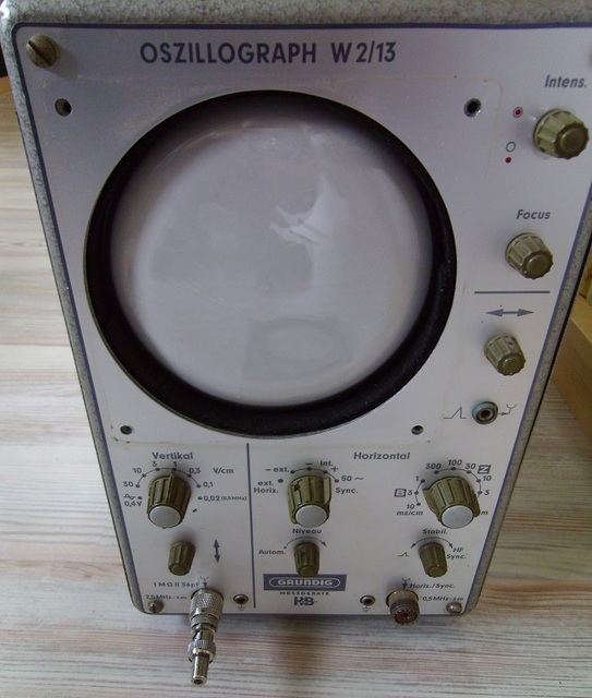 Grundig W2/13 Oszilloskop Restauration