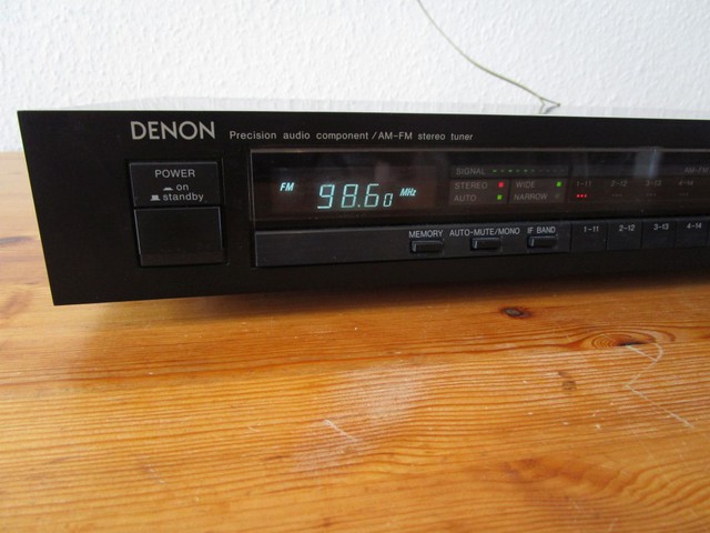 Denon TU 600