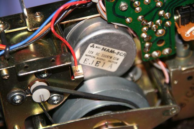 SG 6070 Tapedeck Idler motor (Nippon Audio 300 rpm)