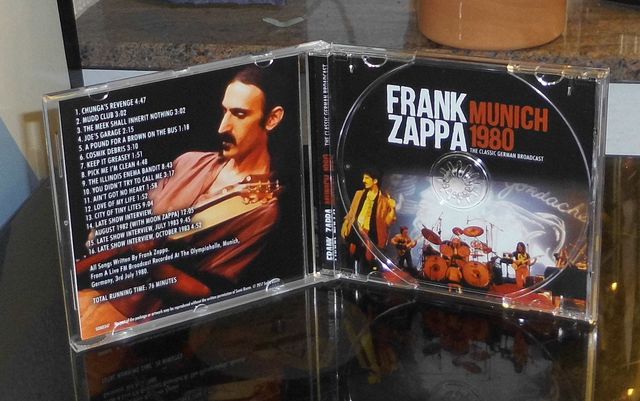  Frank Zappa M