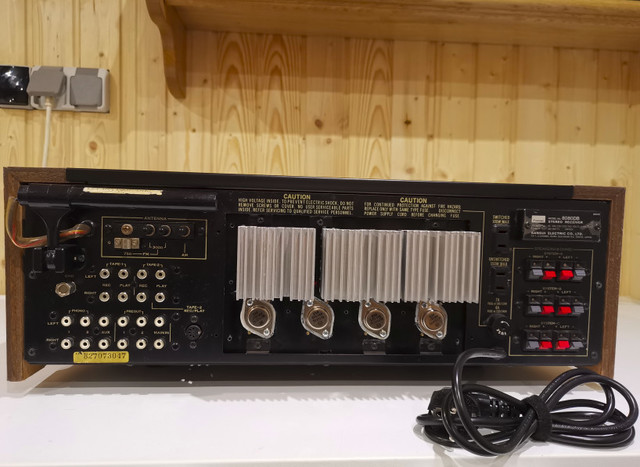 Sansui 8080 Rückseite