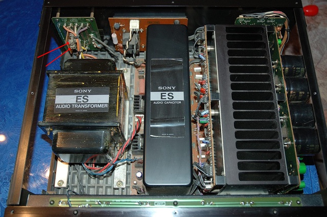 Sony TA-N77ES Sicherung umstellbare Spannung