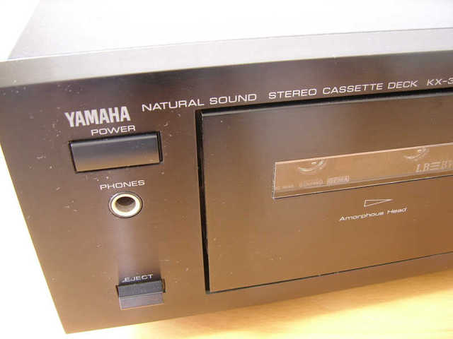 2013-07-31_Yamaha_KX-330_Tapedeck_02