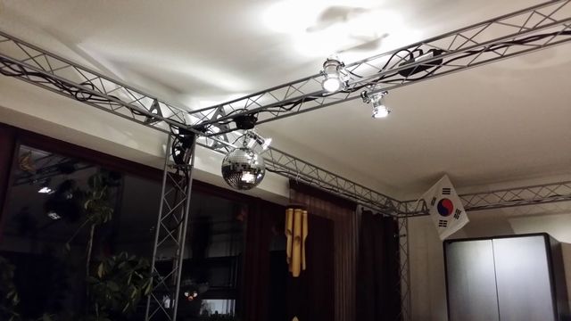 Dekotruss Im Wohnzimmer