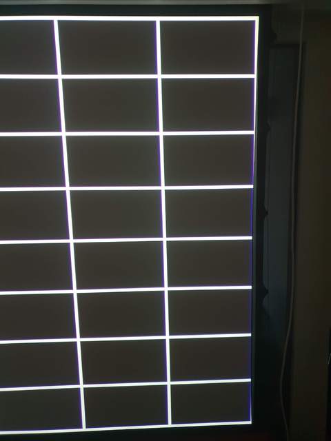 Benq W2700 Test Pattern Right