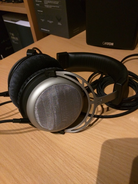 Beyerdynamic T1 2nd Edition