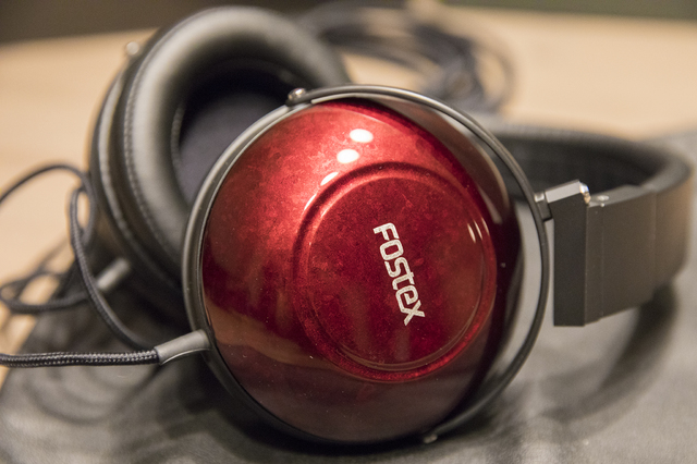 Fostex TH900