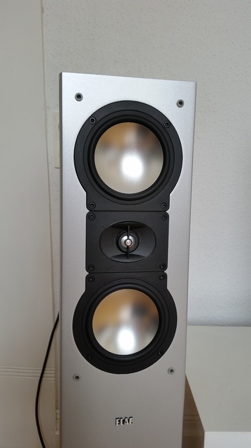 Elac 108.2 Silber/Buche