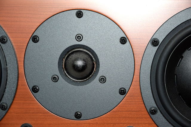 Dynaudio Focus 200C