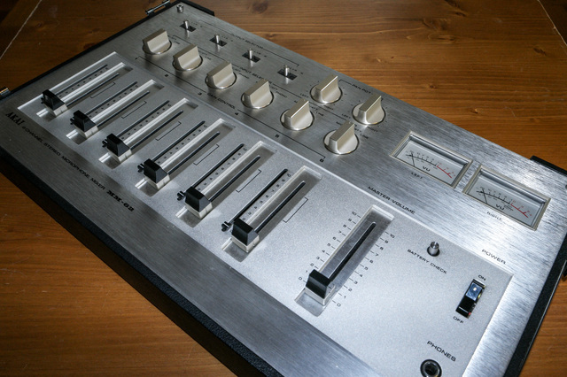 Akai MM-62