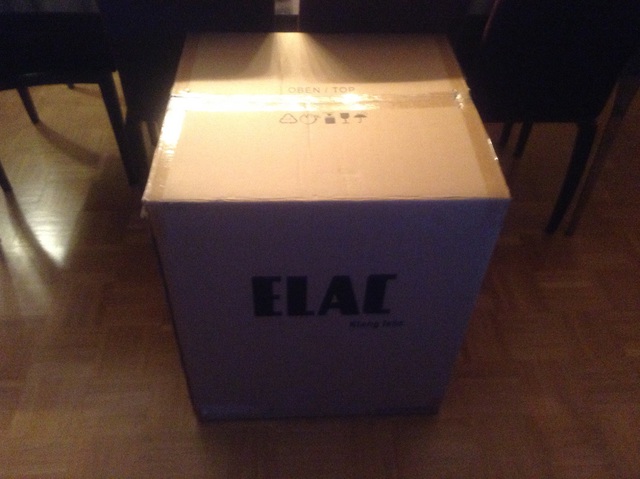 Elac Sub