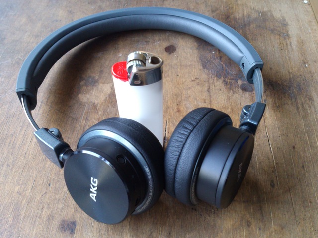 AKG Y45BT