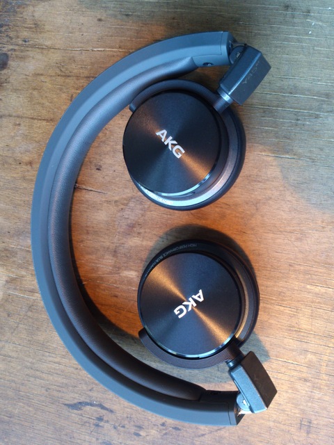 AKG Y45BT