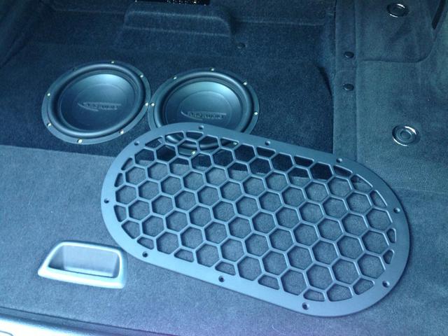 Mobridge Da1 Audison Bit Dmi Subwoofer Gehause Fur Bmw