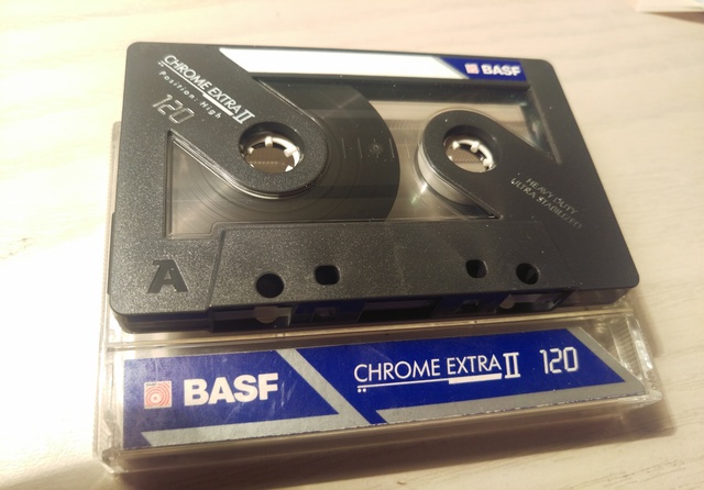 Nur einmal bespielt BASF 90 CS II Chrome Super rot Casette