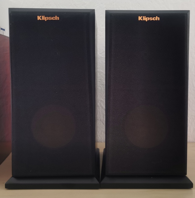 Klipsch RP-150M Front