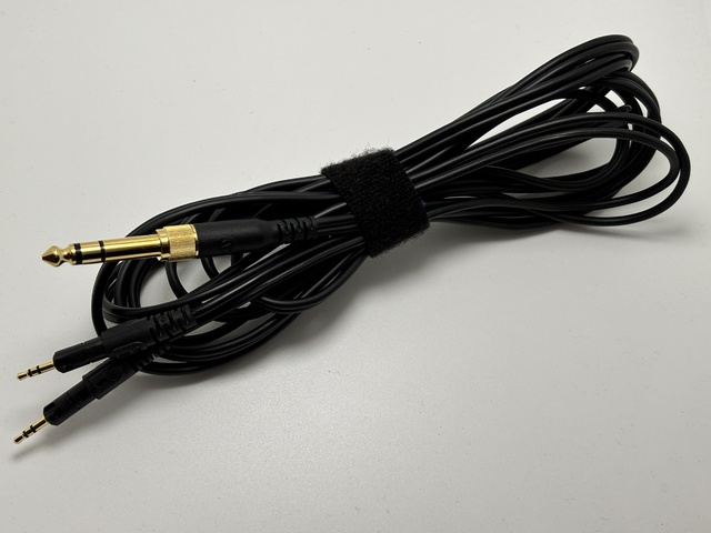 ATH R70 5