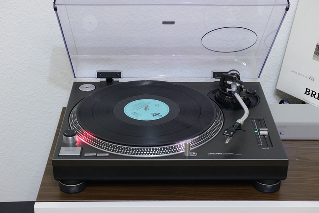 Technics SL-1210 MK2