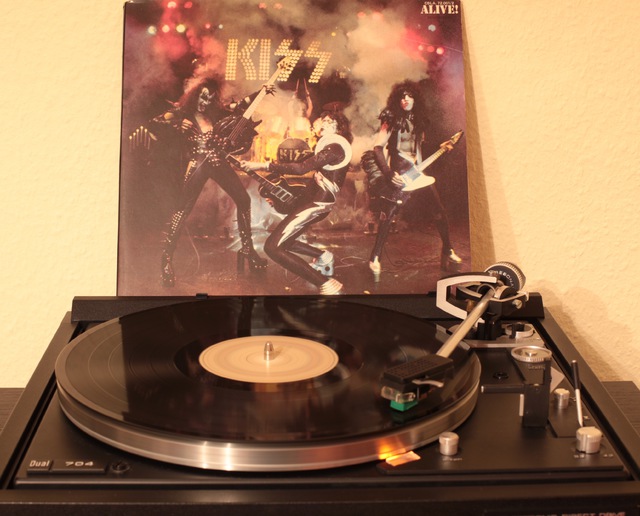 Kiss - Alive