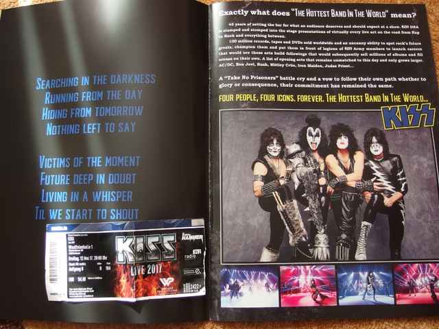 KISS_Tourbook_02