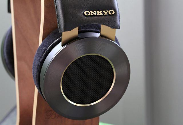 Onkyo 5