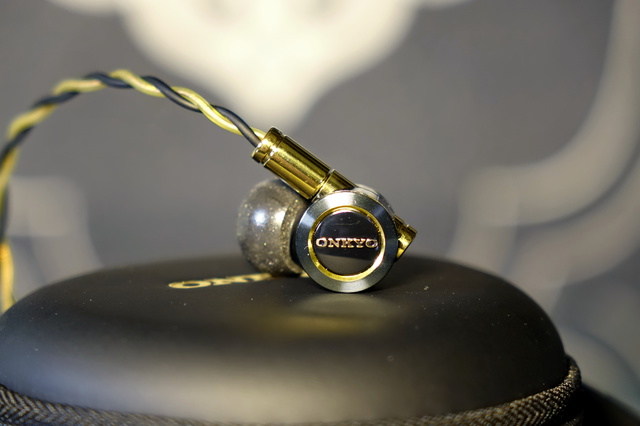 Onkyo In-Ear 1