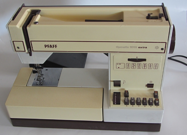 Pfaff Tipmatic 1019 2