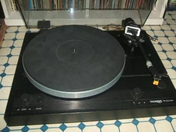 Thorens 320