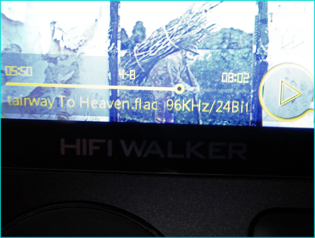 Display Hifi Walker