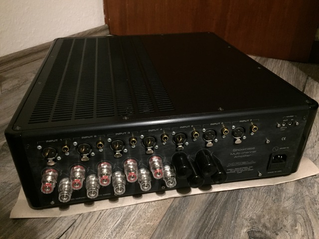 99B64E25 F080 4E21 8AA4 25EC46CBB612
