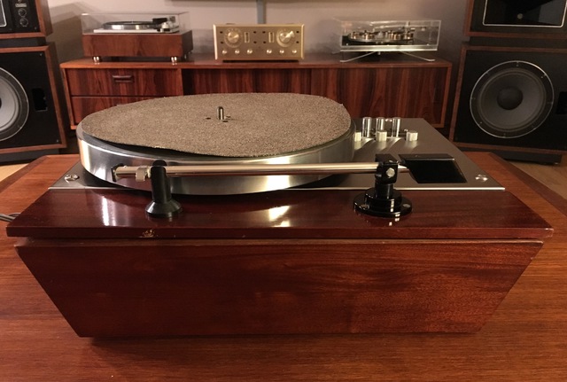 H.H. Scott 710 Stroboscopic Turntable