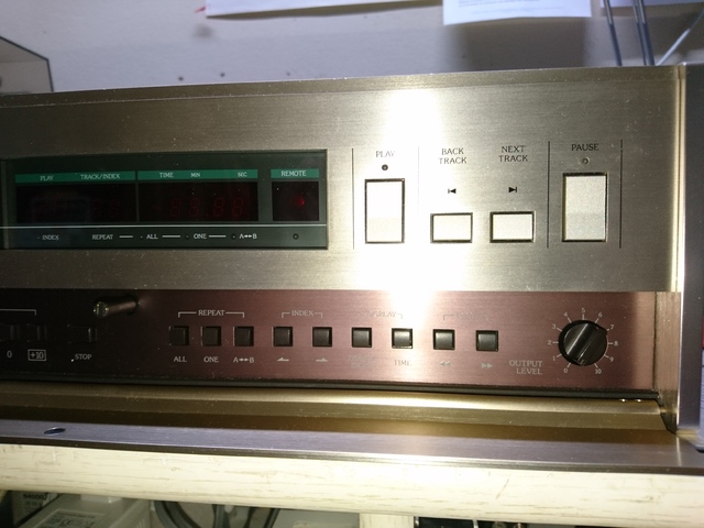 Accuphase Frontseite