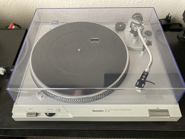 Technics SL-D2