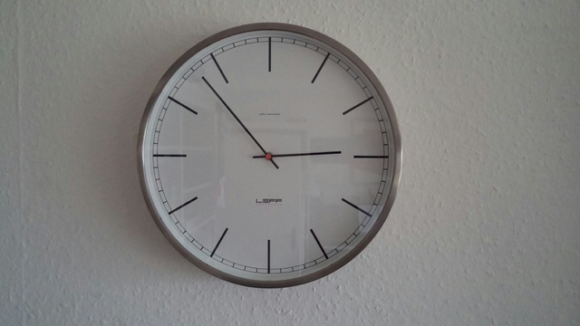 Uhr2