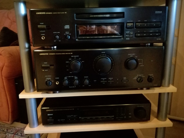 Onkyo Integra Verstärker, CD Player Und Radio