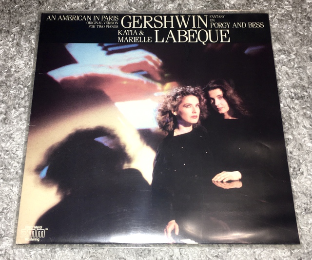 Gershwin* - Katia & Marielle Labèque* – An American In Paris (Original Version For Two Pianos) - Fantasy On Porgy And Bess (EMI Electrola, 1984)