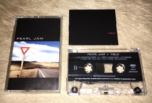 Pearl Jam ?? Yield (MC ? 1998)