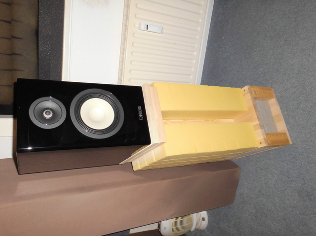 Canton A45 BS Auf 35kg Akkustikständer