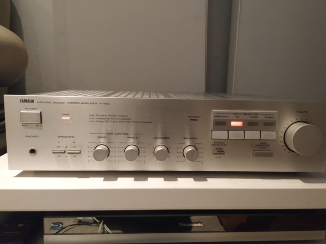 Yamaha A 420