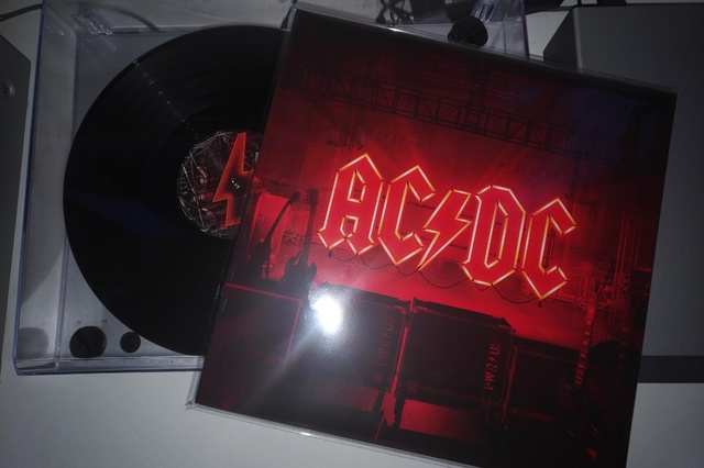 AC/DC