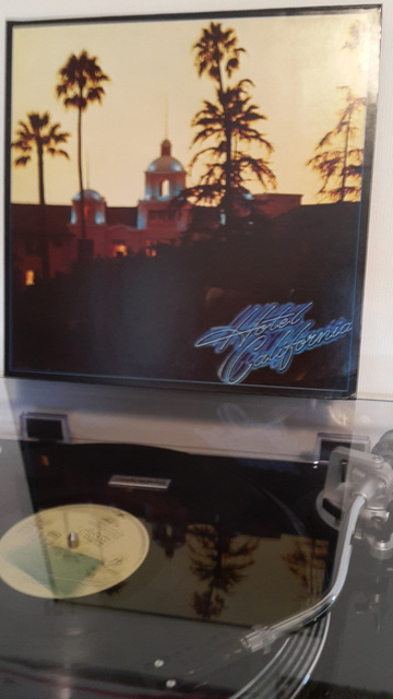 Eagles - Hotel California Am Drehen