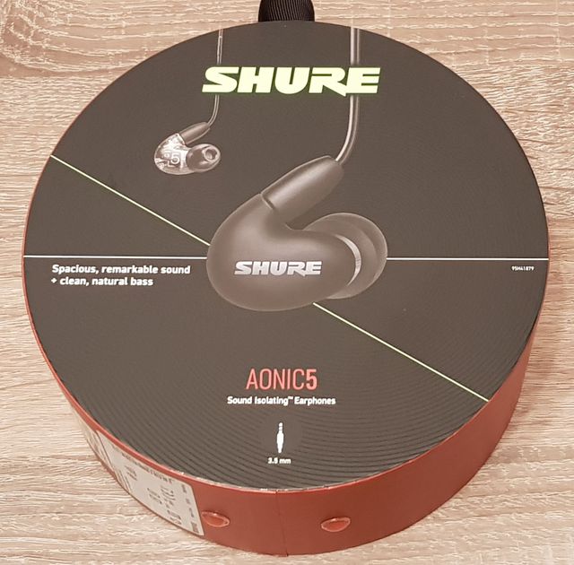 Shure-Aoinic-5